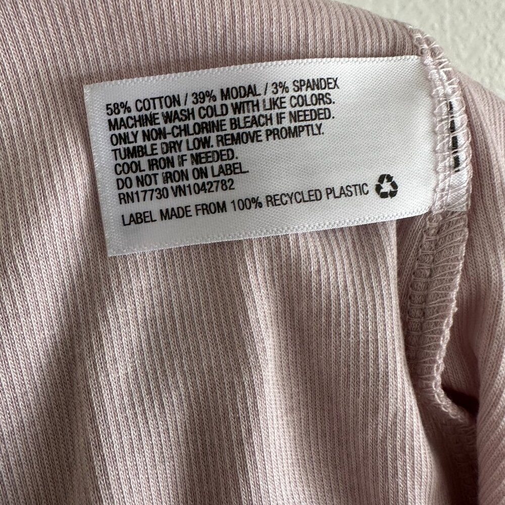 🌸 **A New Day Mauve Pink Ribbed Tank Top - Medium ** 🌸 - Picture 6 of 6